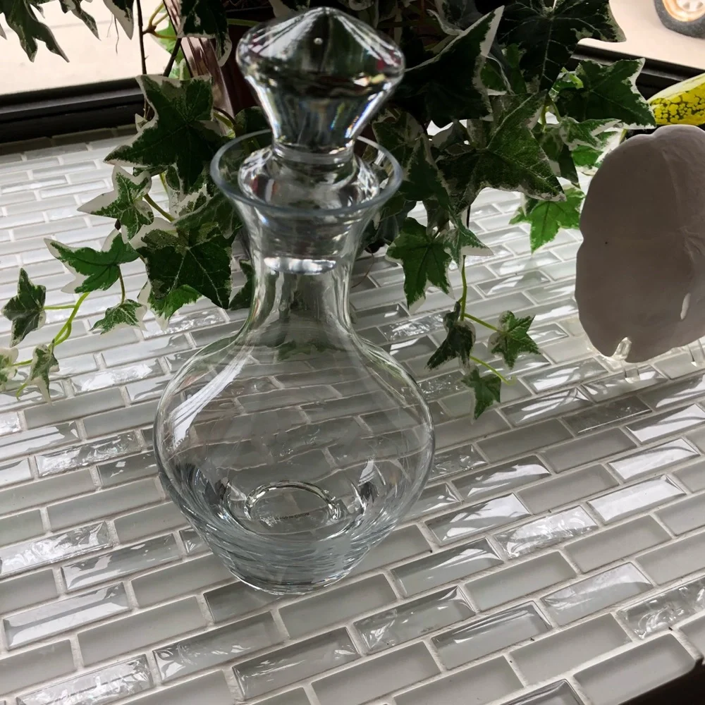 GS Elegant Etched Wine Carafe & Decanter or Vase